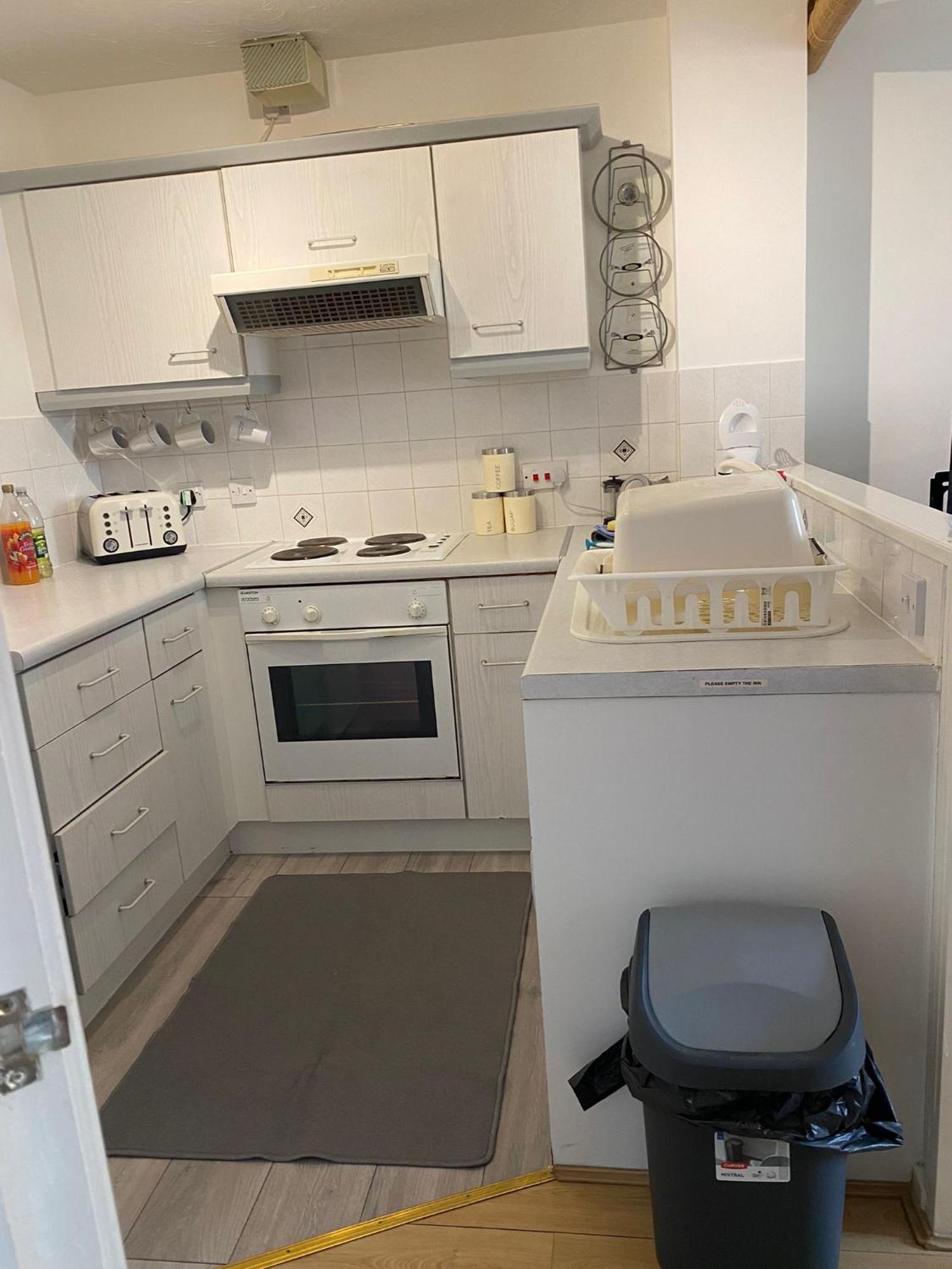 Cardiff Bay Apartment Bagian luar foto