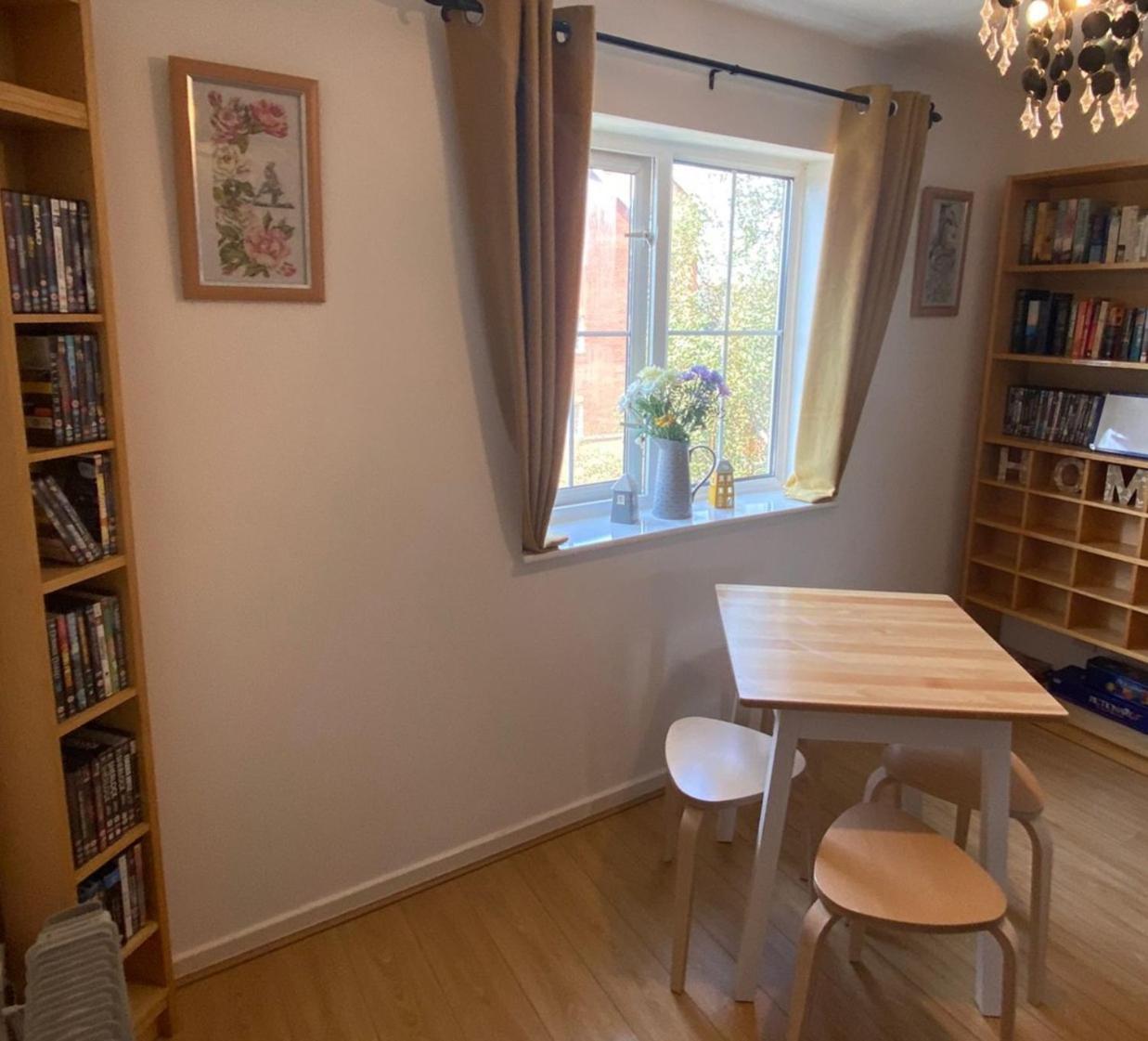Cardiff Bay Apartment Bagian luar foto